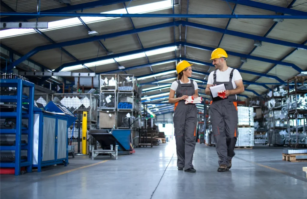 Línea de producción con automatización industrial en Perú