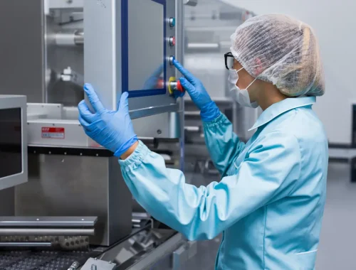 Técnico en mantenimiento de equipo industrial